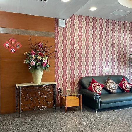 Fu Men Hotel Pingtung Екстер'єр фото