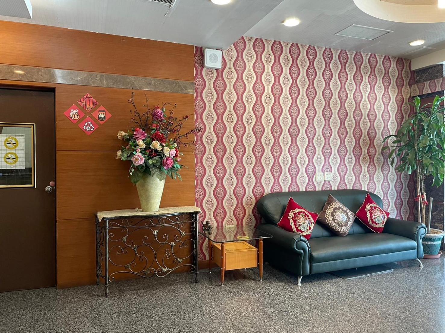 Fu Men Hotel Pingtung Екстер'єр фото