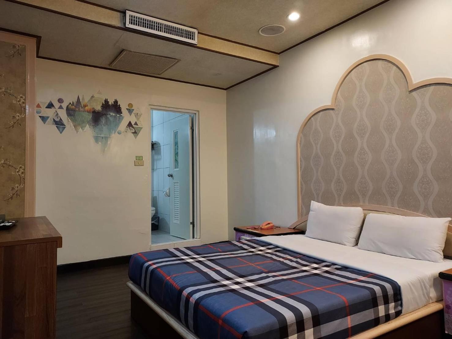 Fu Men Hotel Pingtung Номер фото
