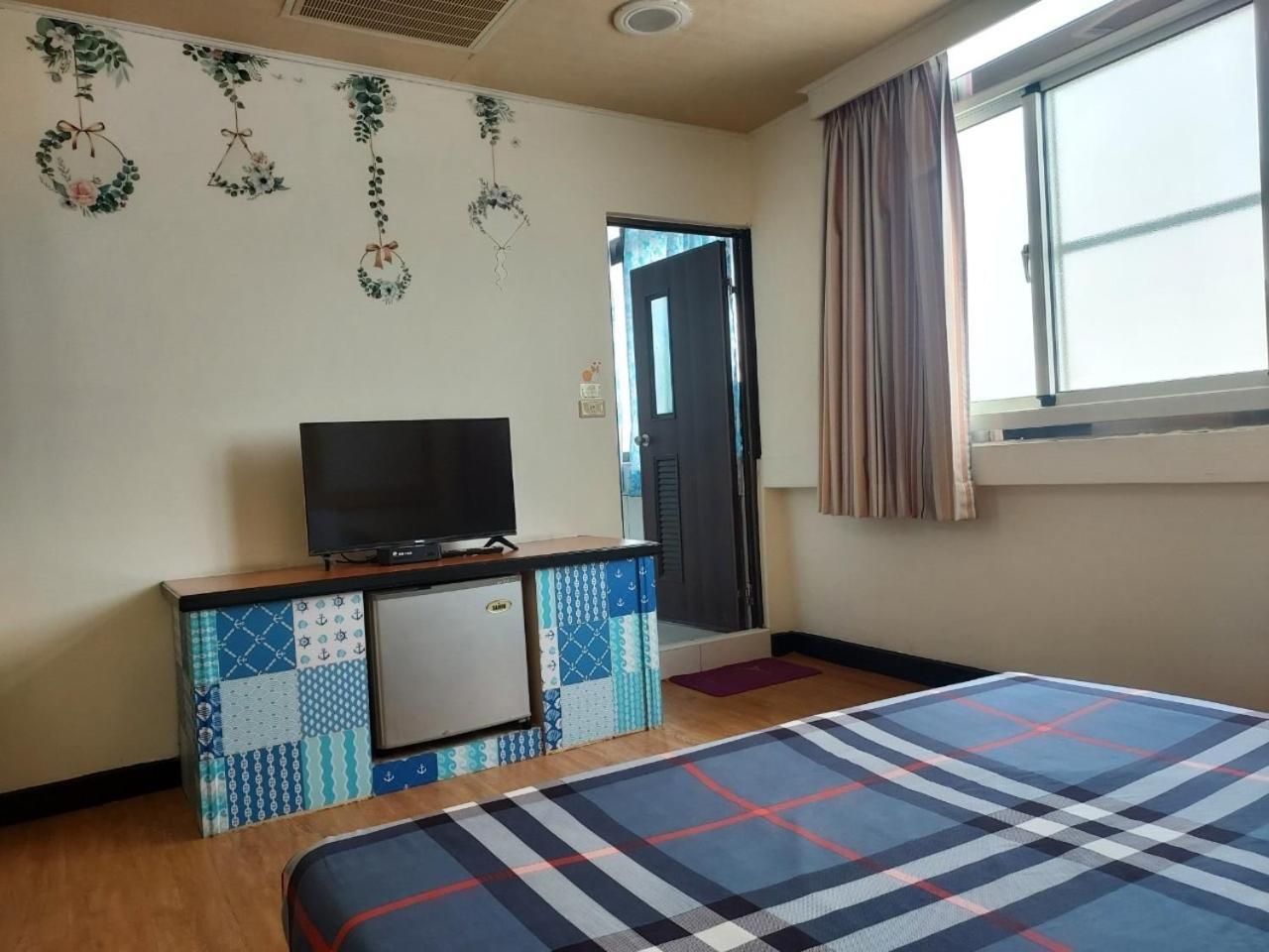 Fu Men Hotel Pingtung Номер фото